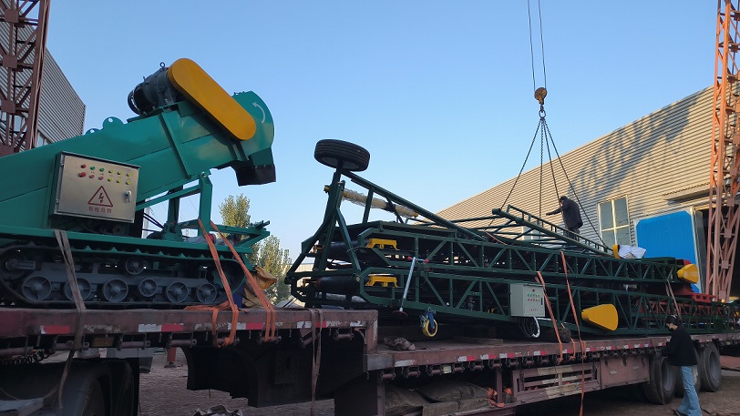 履帶式升降伸縮出倉機(jī)